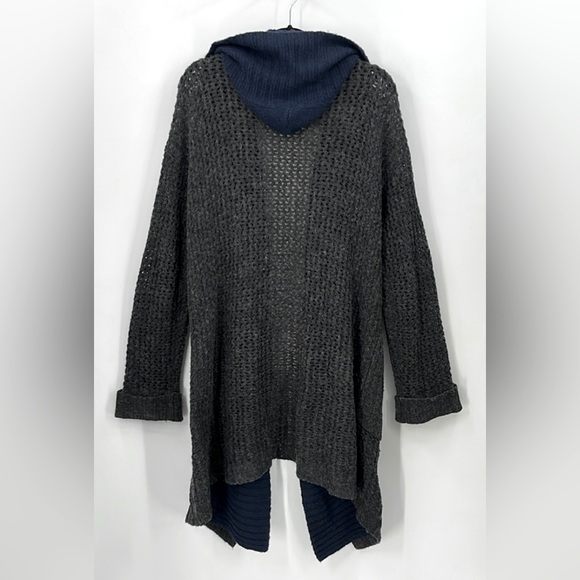 ANTHROPOLOGIE Sleeping On Snow Lodge
Cardigan Hoodie Duster - Picture 6 of 6